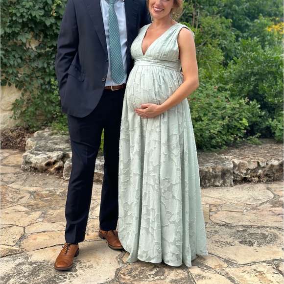 Lulu’s Sweet Sophistication Sage Green Burnout Floral Maxi Dress - Picture 7 of 7